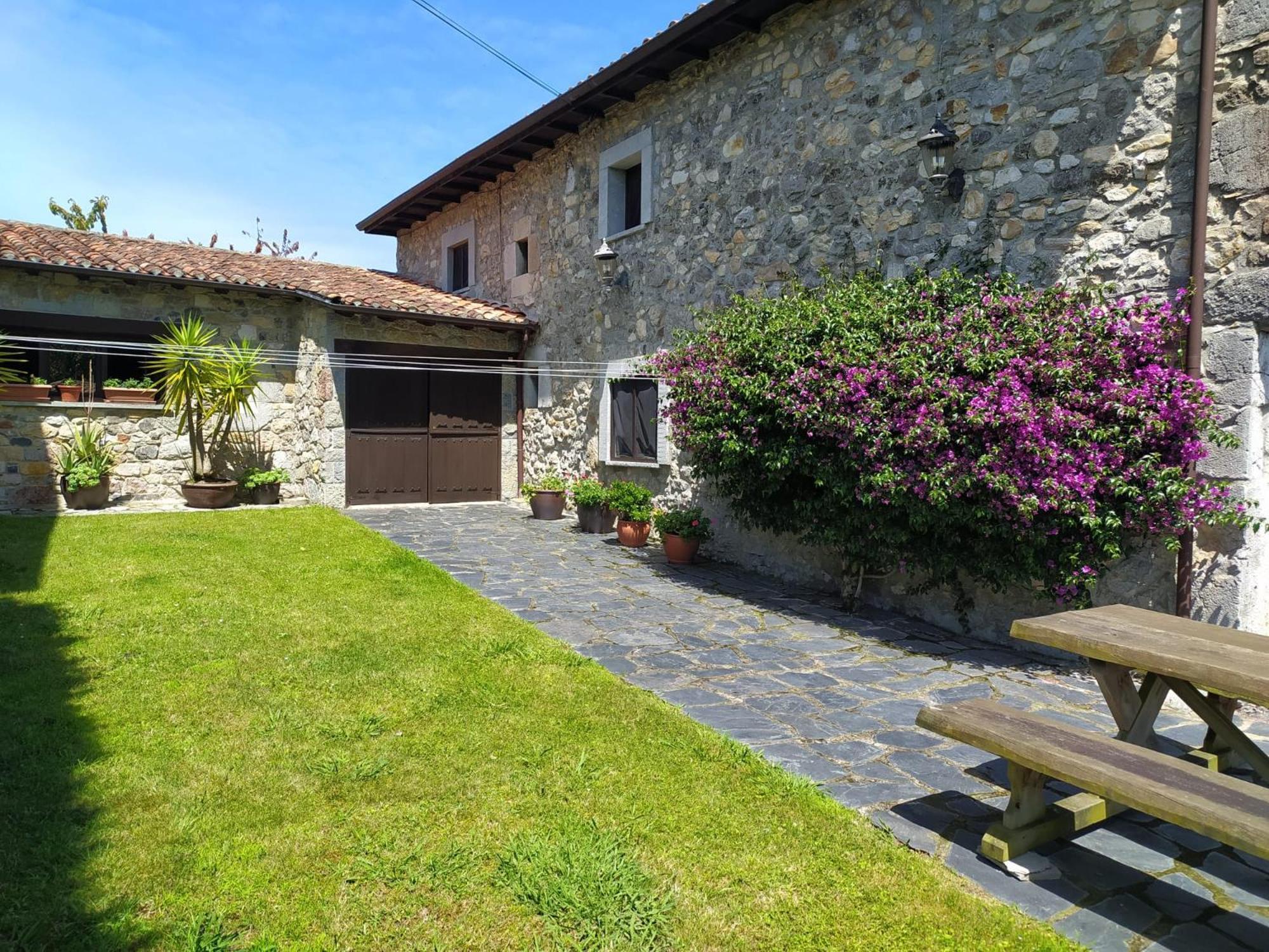 Gran Pedroso De Llanes Villa ภายนอก รูปภาพ